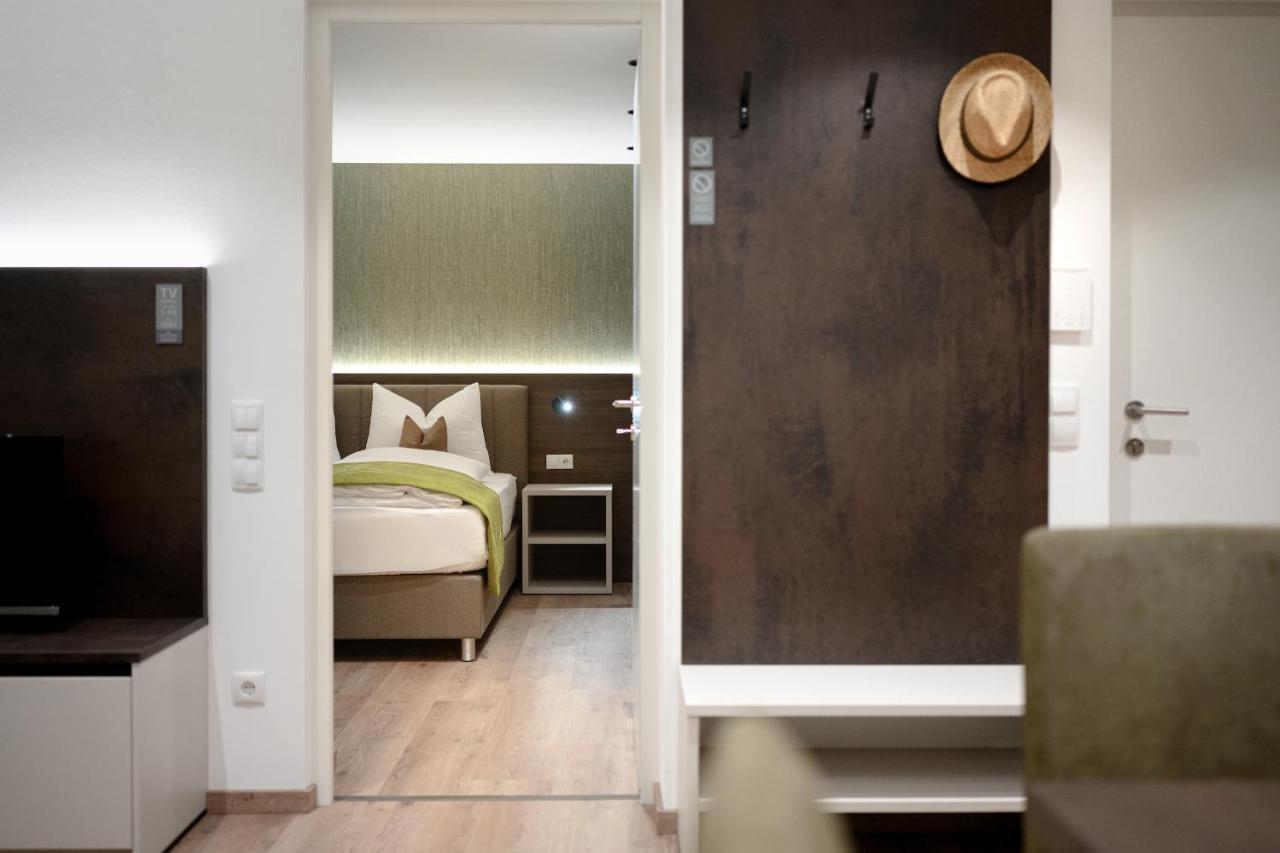 Sambock Quarter Pustrabase Apartment Brunico Exterior photo