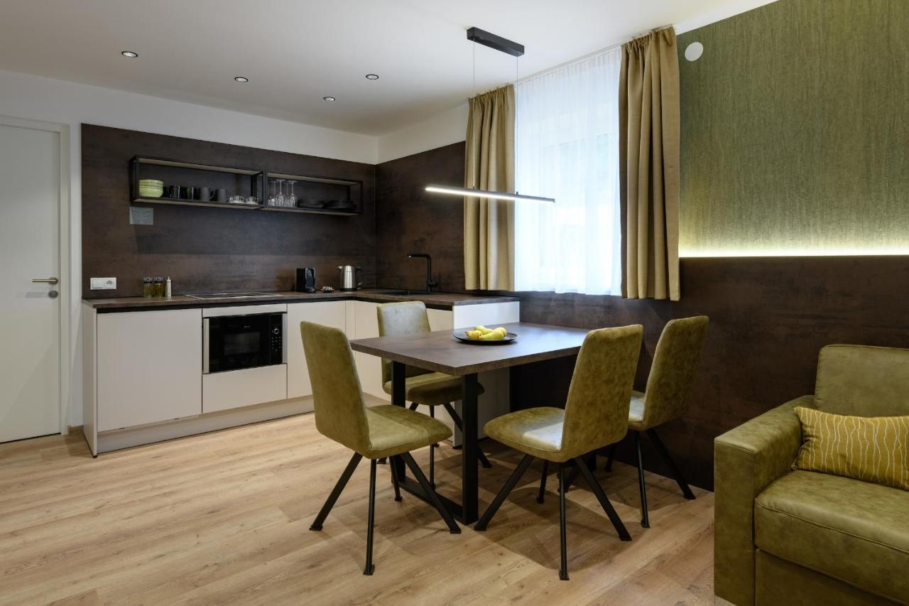 Sambock Quarter Pustrabase Apartment Brunico Exterior photo