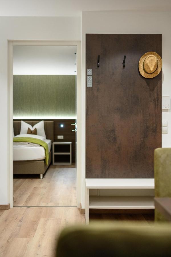 Sambock Quarter Pustrabase Apartment Brunico Exterior photo